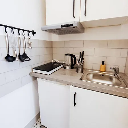 Apartment Salt Apartments - Charmante Wohnung, Ruhig, Nahe S-Bahn *