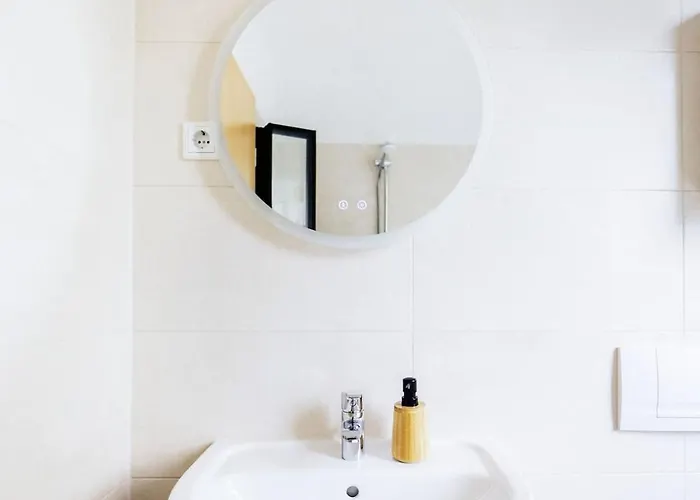 Charmante Wohnung, Ruhig - Nahe S-bahn - Salt Appartement Halle (Saale)