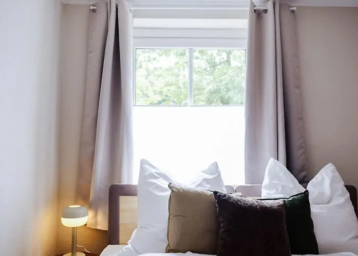 Charmante Wohnung, Ruhig - Nahe S-bahn - Salt Appartement *