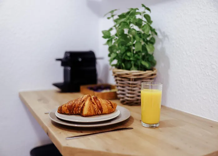 Charmante Wohnung, Ruhig - Nahe S-bahn - Salt *